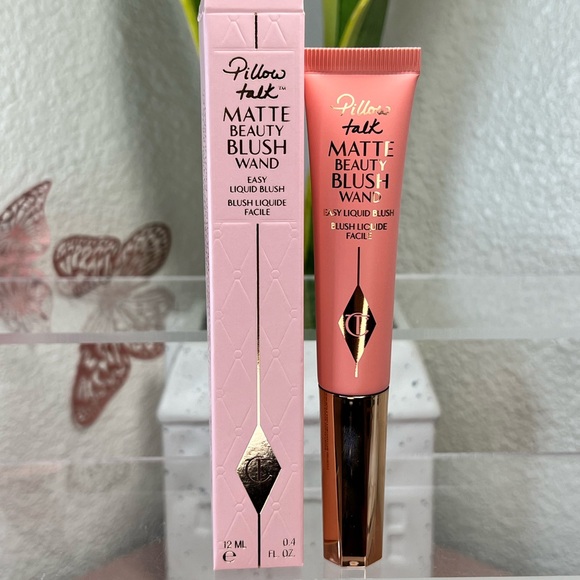 Charlotte Tilbury Pillow Talk Matte Beauty Blush Wand - Pink Pop - Picture 5 of 8